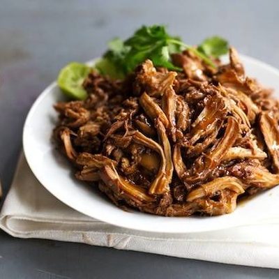 Honey Glazed Crockpot Chicken Adobo - simple pantry ingredients, hardly any hands-on time, 200 calories. | https://fatloss-pulse.today