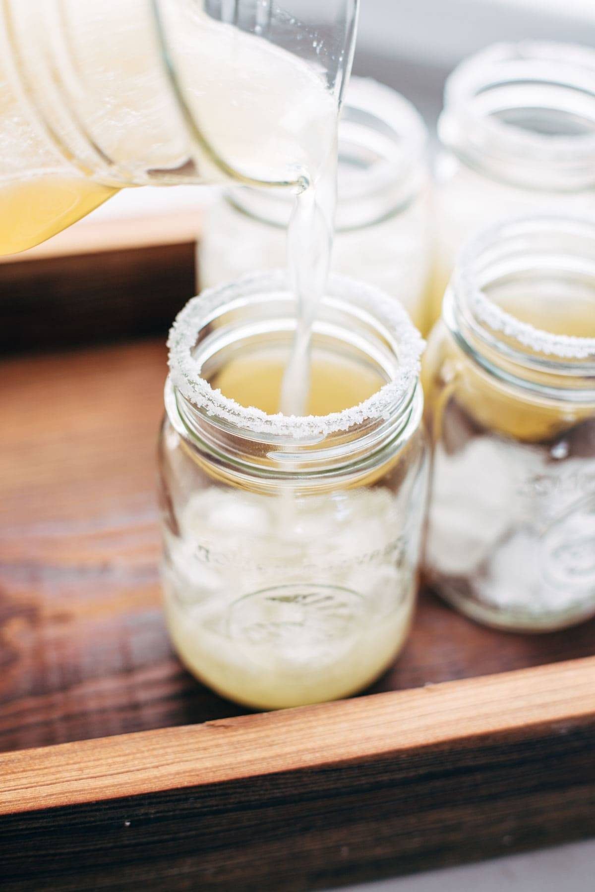 Pitcher Margaritas for a Crowd - all you need is simple syrup, lime juice, and tequila. These make THE BEST party drinks! | pinchofyum.com Pitcher Margaritas for a Crowd - all you need is simple syrup, lime juice, and tequila. These make THE BEST party drinks! | pinchofyum.com